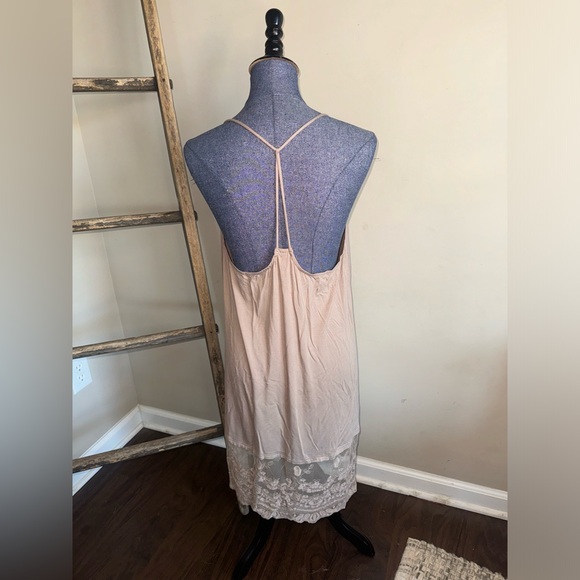 Wild Bohemian NWT Lace Hem Racerback Slip Dress - Picture 6 of 9
